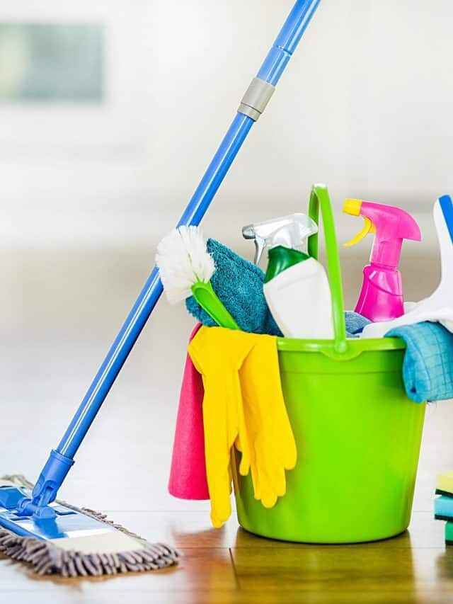 استفاده از محلول های تمیز کننده