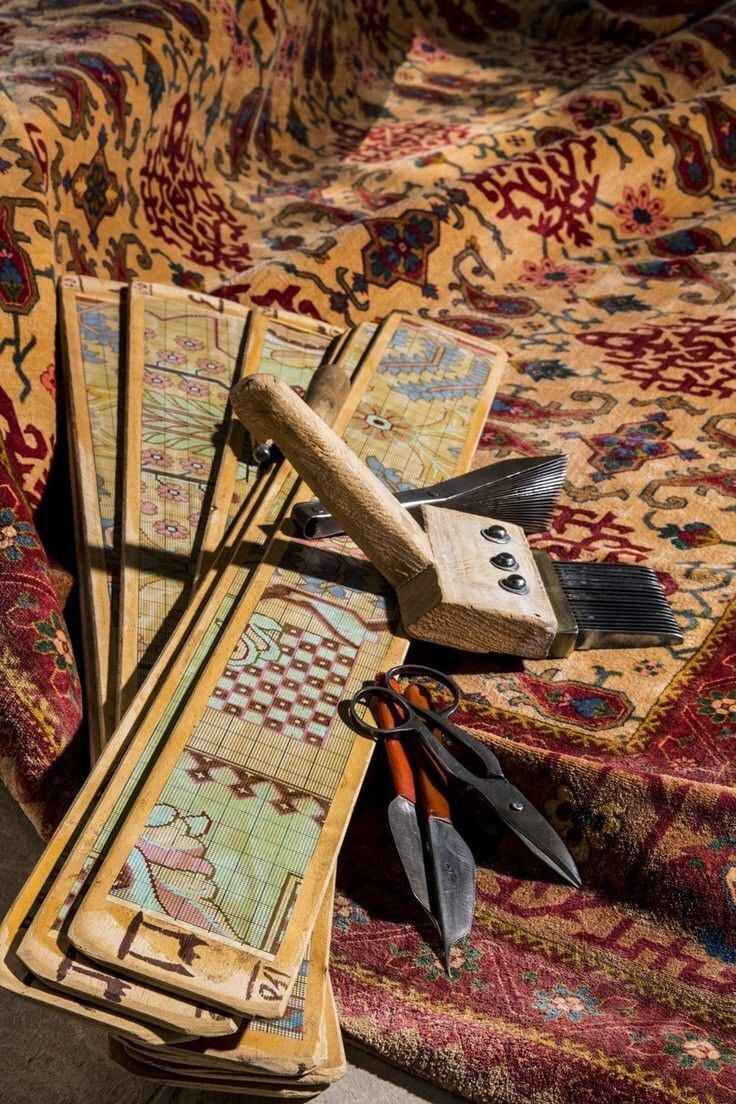 قلم و قیچی